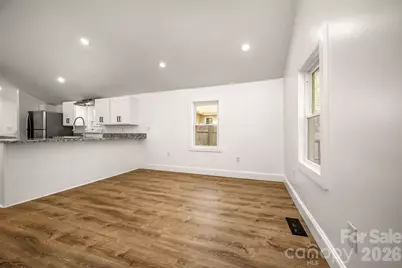 162 E Miller Street, Spindale, NC 28160 - Photo 5