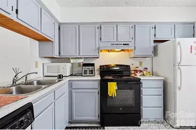 535 Lex Drive, Charlotte, NC 28262 - Photo 3