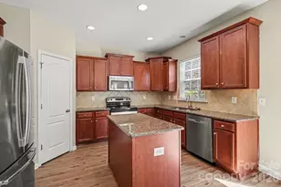 7202 Kinley Commons Ln, Charlotte, NC 28278 - Photo 15