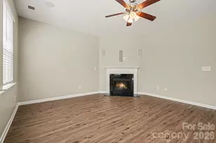 7202 Kinley Commons Ln, Charlotte, NC 28278 - Photo 11