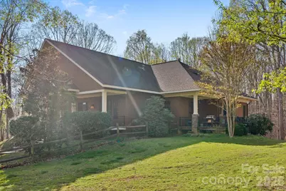 146 Harbor Watch Drive N, Statesville, NC 28677 - Photo 5