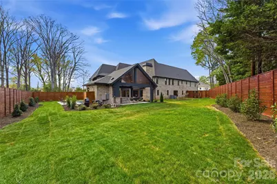154 N Canterbury Road, Charlotte, NC 28211 - Photo 3