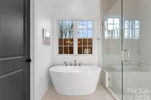 154 N Canterbury Rd, Charlotte, NC 28211 - Photo 35