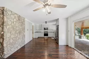 100 Ashton Ln, Brevard, NC 28712 - Photo 15