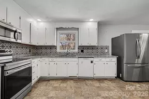 2230 Kenwood Dr, Kannapolis, NC 28081 - Photo 9