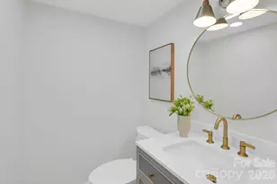 2011 E Barden Rd, Charlotte, NC 28226 - Photo 7