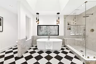 2011 E Barden Rd, Charlotte, NC 28226 - Photo 13