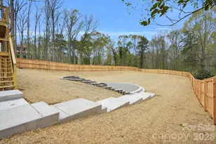 2011 E Barden Rd, Charlotte, NC 28226 - Photo 3