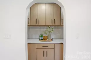 2011 E Barden Rd, Charlotte, NC 28226 - Photo 27