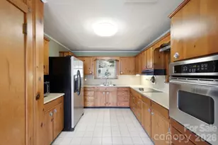 1032 Brightwater Dr, Hendersonville, NC 28739 - Photo 19