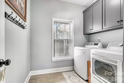 1181 Kensington Circle, Newton, NC 28658 - Photo 31