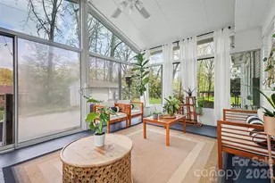 2233 Stonewood Dr, Charlotte, NC 28210 - Photo 21