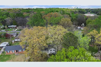 2233 Stonewood Drive, Charlotte, NC 28210 - Photo 31