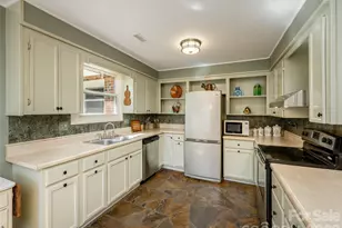 54 Bear Rock Loop Rd, Hendersonville, NC 28739 - Photo 11