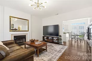 7712 Grapetree Ct, Charlotte, NC 28215 - Photo 3