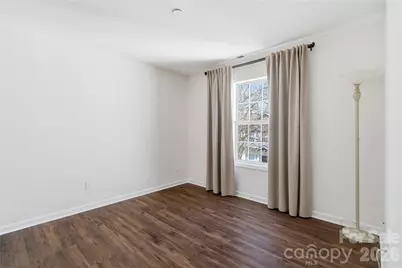 7712 Grapetree Court, Charlotte, NC 28215 - Photo 19