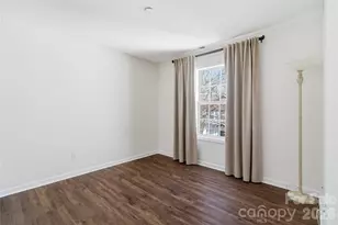 7712 Grapetree Ct, Charlotte, NC 28215 - Photo 19