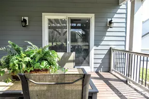 8224 Glamorgan Ln, Matthews, NC 28104 - Photo 11