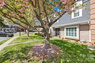 4327 Silo Ln, Charlotte, NC 28226 - Photo 3