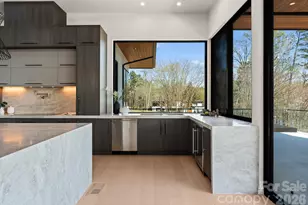 6000 Midsomer Rd, Charlotte, NC 28214 - Photo 19