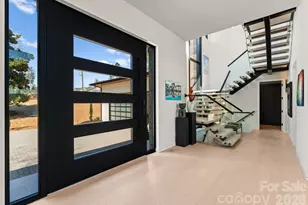 6000 Midsomer Rd, Charlotte, NC 28214 - Photo 5