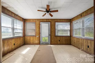 4934 E Nc 10 Highway, Catawba, NC 28609 - Photo 15