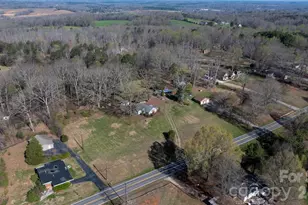 4934 E Nc 10 Hwy, Catawba, NC 28609 - Photo 37