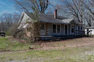 4934 E Nc 10 Hwy, Catawba, NC 28609 - Photo 3