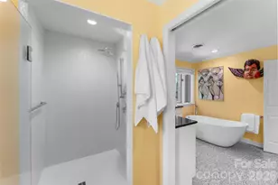 200 Robinhood Rd, Asheville, NC 28804 - Photo 19