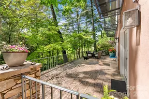 200 Robinhood Rd, Asheville, NC 28804 - Photo 37