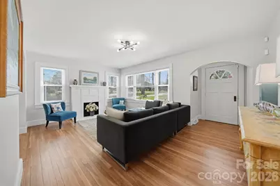 203 8th Street NE, Conover, NC 28613 - Photo 3