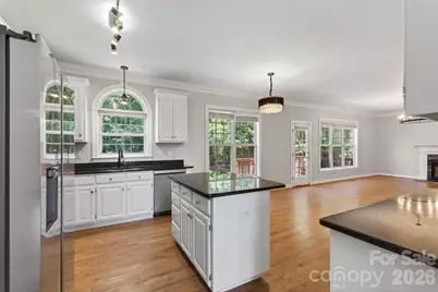 11005 Chilcomb Court, Charlotte, NC 28262 - Photo 9