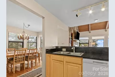 19 Lookout Loop, Burnsville, NC 28714 - Photo 13