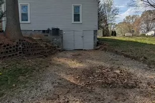 729 Park Dr, Statesville, NC 28677 - Photo 9