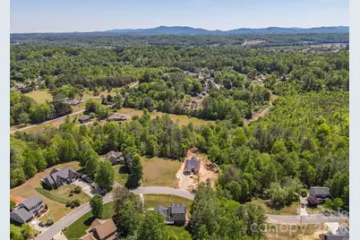321 Winding Creek Drive, Morganton, NC 28655 - Photo 7