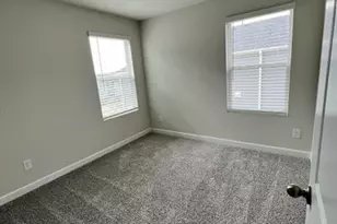 3754 Memorial Pkwy, Charlotte, NC 28217 - Photo 13