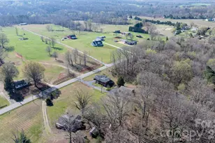 4914 E Nc 10 Hwy, Catawba, NC 28609 - Photo 39