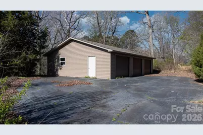 4914 E Nc 10 Highway, Catawba, NC 28609 - Photo 7