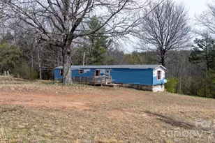 5624 R & R Farm Rd, Connelly Springs, NC 28612 - Photo 17