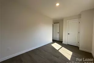 128 18th Street Pl NW, Hickory, NC 28601 - Photo 13