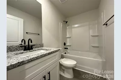 128 18th Street Place NW, Hickory, NC 28601 - Photo 9