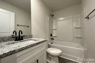 128 18th Street Pl NW, Hickory, NC 28601 - Photo 9