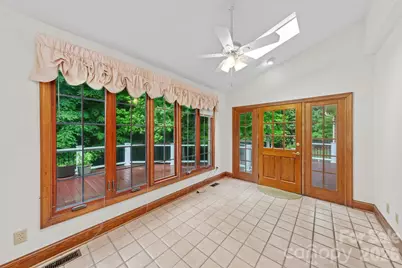 5215 Silchester Lane, Charlotte, NC 28215 - Photo 9