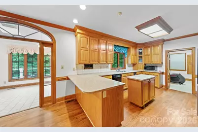 5215 Silchester Lane, Charlotte, NC 28215 - Photo 17