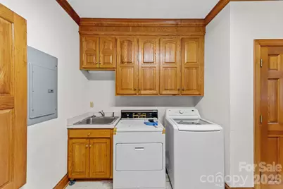 5215 Silchester Lane, Charlotte, NC 28215 - Photo 19