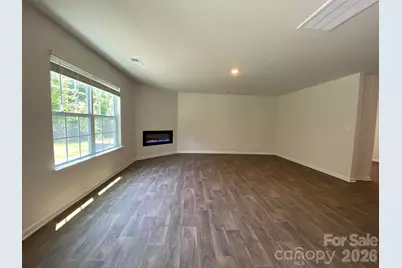 2209 Rolling Hills Drive, Dallas, NC 28034 - Photo 5