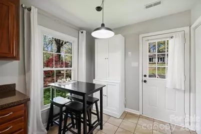 2310 Oldenburg Drive, Charlotte, NC 28210 - Photo 9