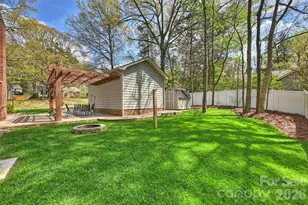 2310 Oldenburg Dr, Charlotte, NC 28210 - Photo 37