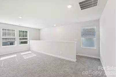 1330 30th Street Lane NE, Hickory, NC 28613 - Photo 9