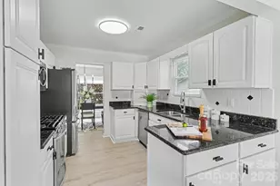 10106 Fairway Ridge Rd, Charlotte, NC 28277 - Photo 17